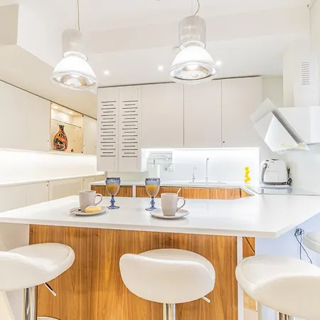 Dupont 4 I Comfort I 4 Guests I 2 Bathroom I 2 Bedrooms I Pilar Apartament *